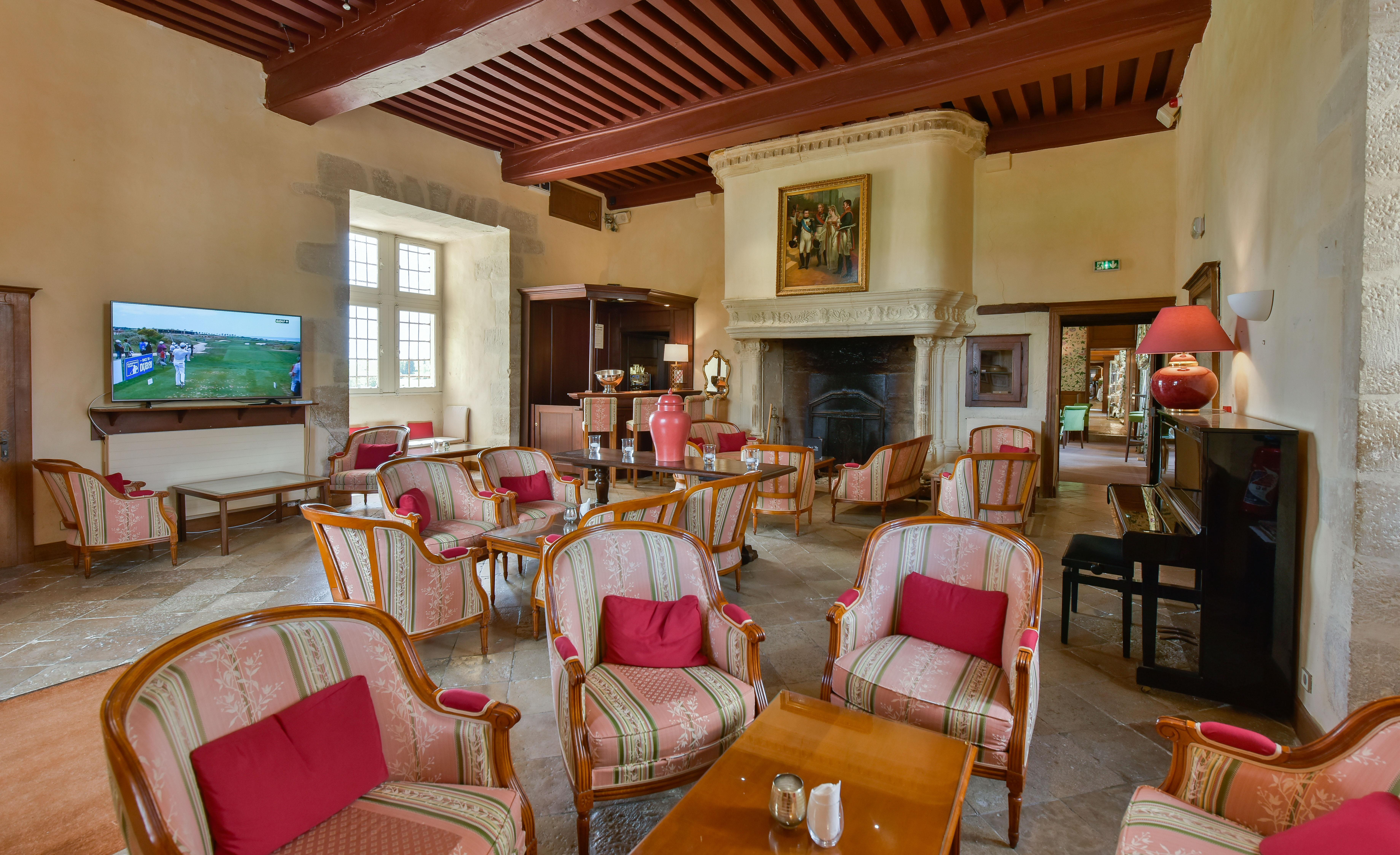 Hotel Golf Chateau De Chailly Bagian luar foto