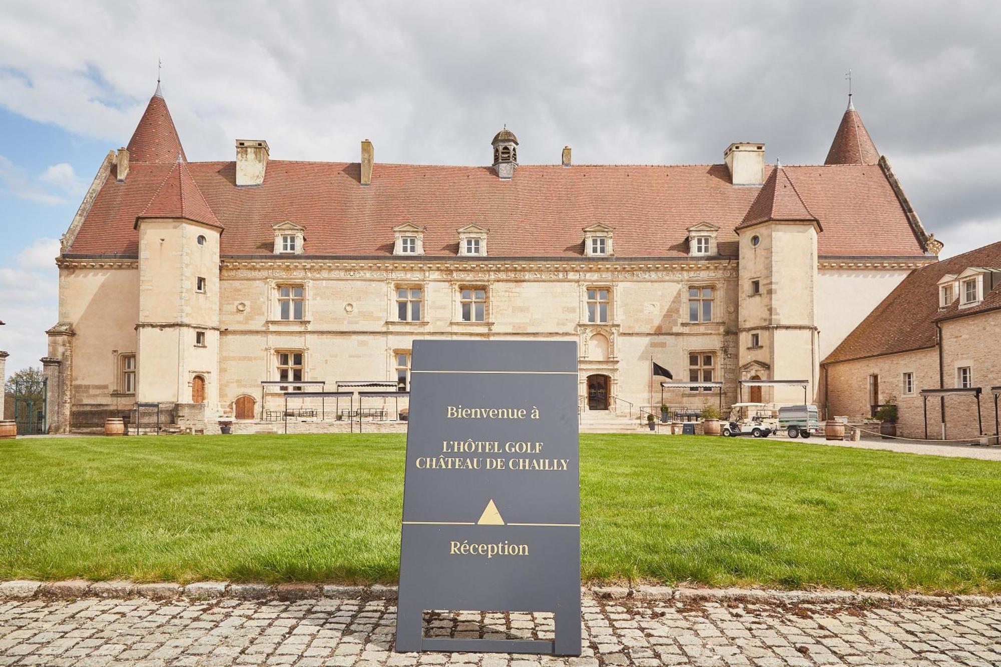 Hotel Golf Chateau De Chailly Bagian luar foto