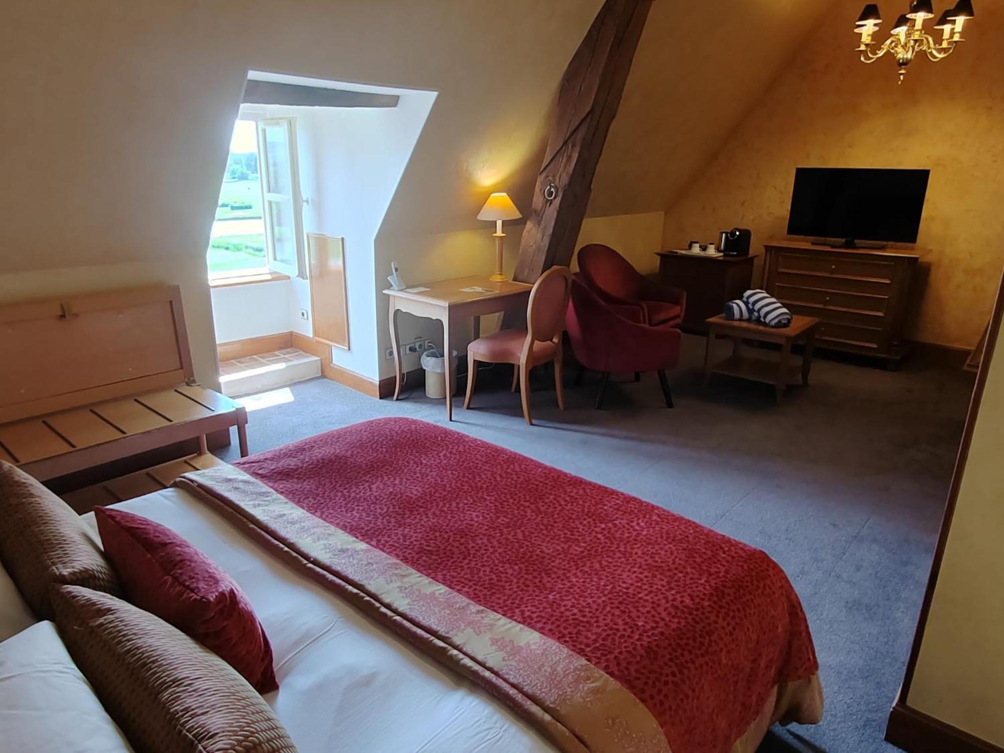 Hotel Golf Chateau De Chailly Bagian luar foto